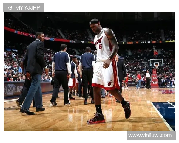 3月10日骑士对热火精彩比赛回顾与精彩瞬间分析 3月10日骑士对热火精彩比赛回顾与精彩瞬间分析